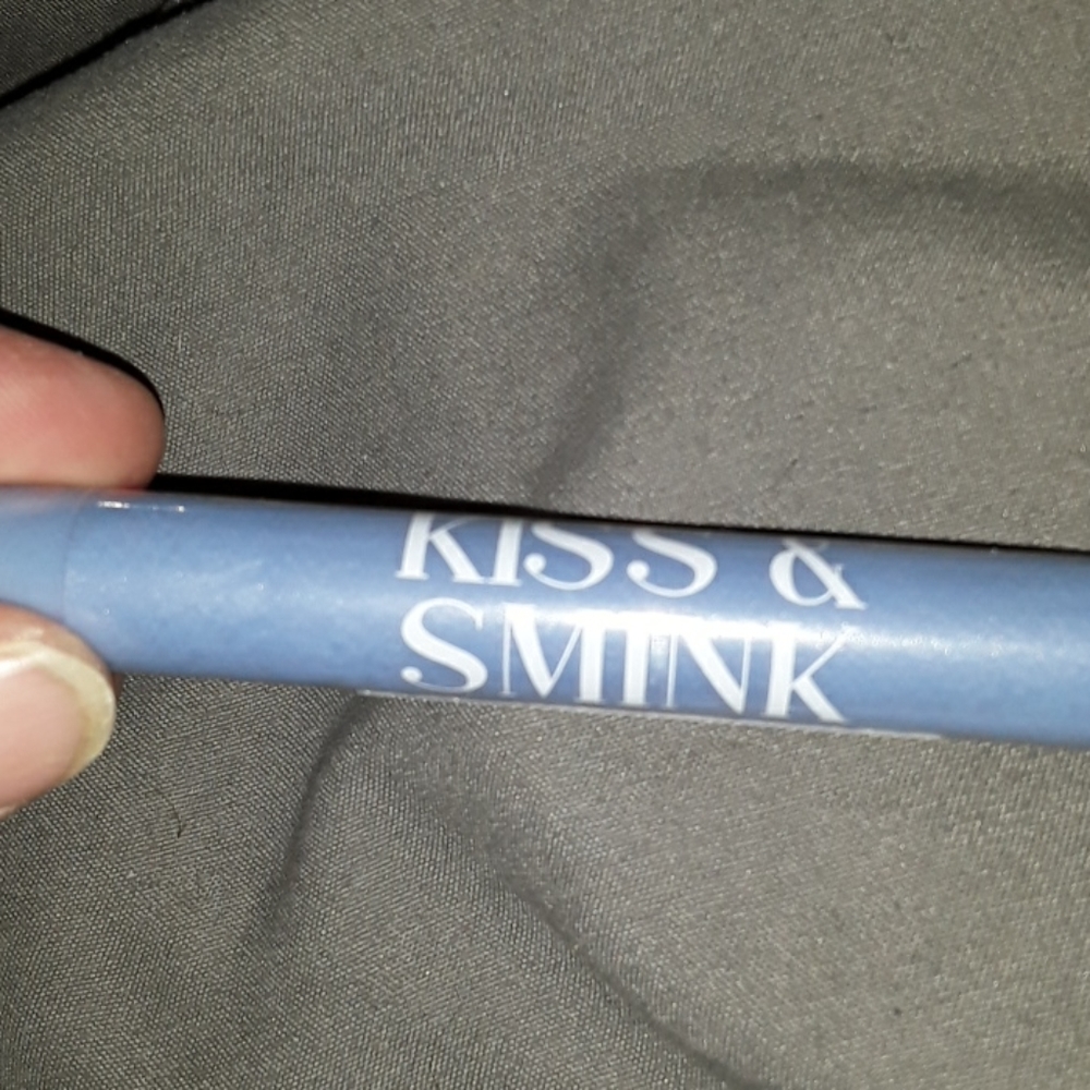 Kiss & Smink Lip Crayon Pen